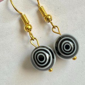 Black White Swirl Murano Art Glass Earrings Bead Round Gold Plated